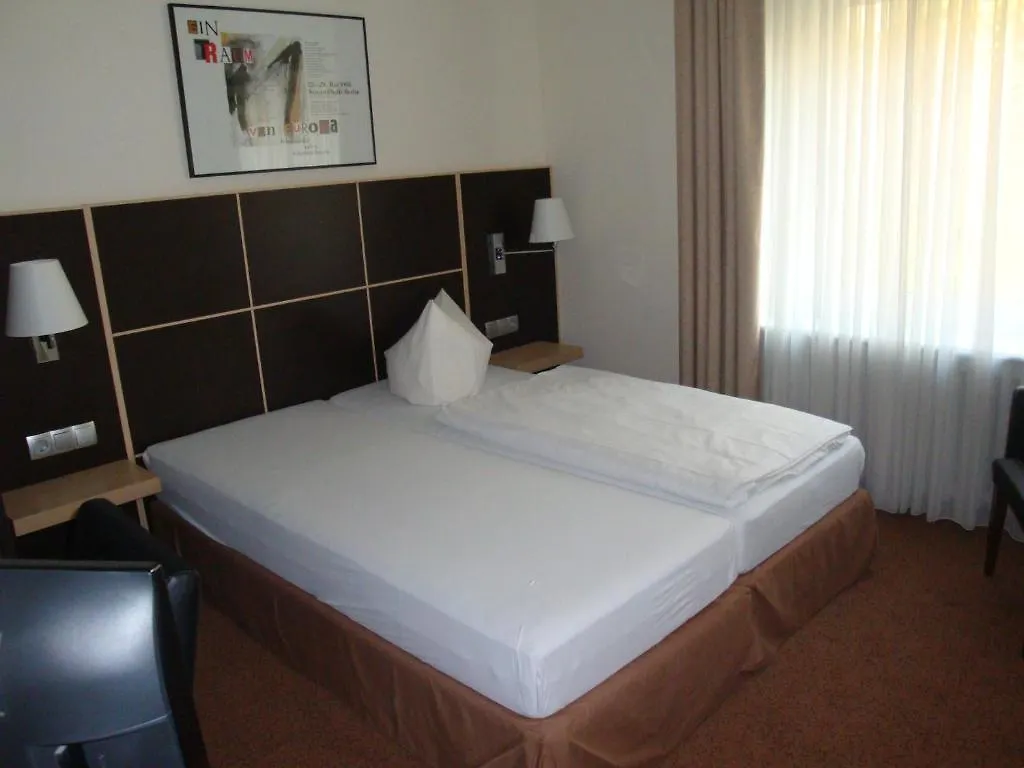Hotel Landhaus Schlachtensee Berlin 3*,